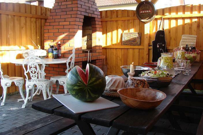 Dw Roza Wiatrow Apartment Debki Luaran gambar